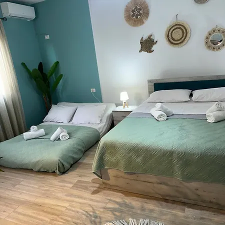 Апартаменты Gjonis House Саранда